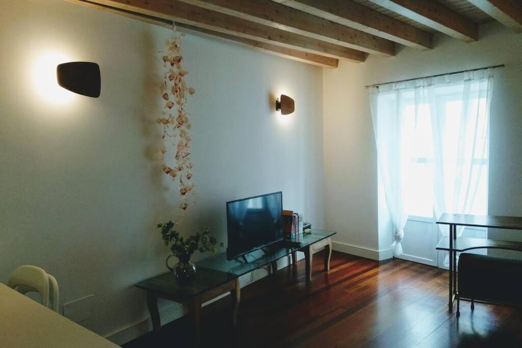 Tu Hogar En El Camino. Burgos Centro. Vut. Wifiアパートメント エクステリア 写真