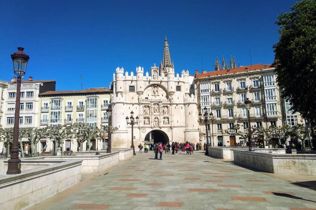Tu Hogar En El Camino. Burgos Centro. Vut. Wifiアパートメント エクステリア 写真