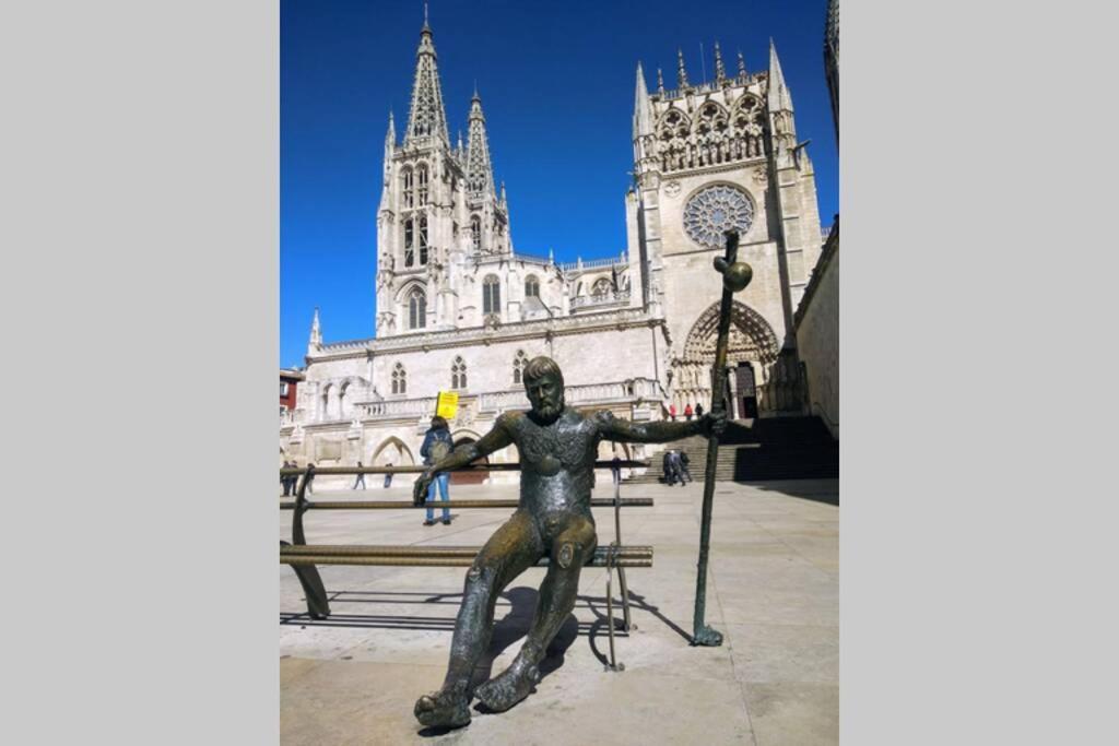 Tu Hogar En El Camino. Burgos Centro. Vut. Wifiアパートメント エクステリア 写真